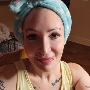 Meet your Posher, Allyson